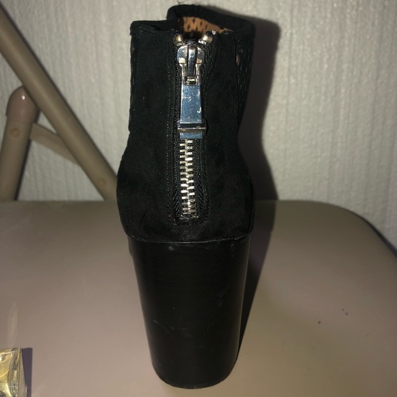 Tj Max booties - Picture 2 of 2